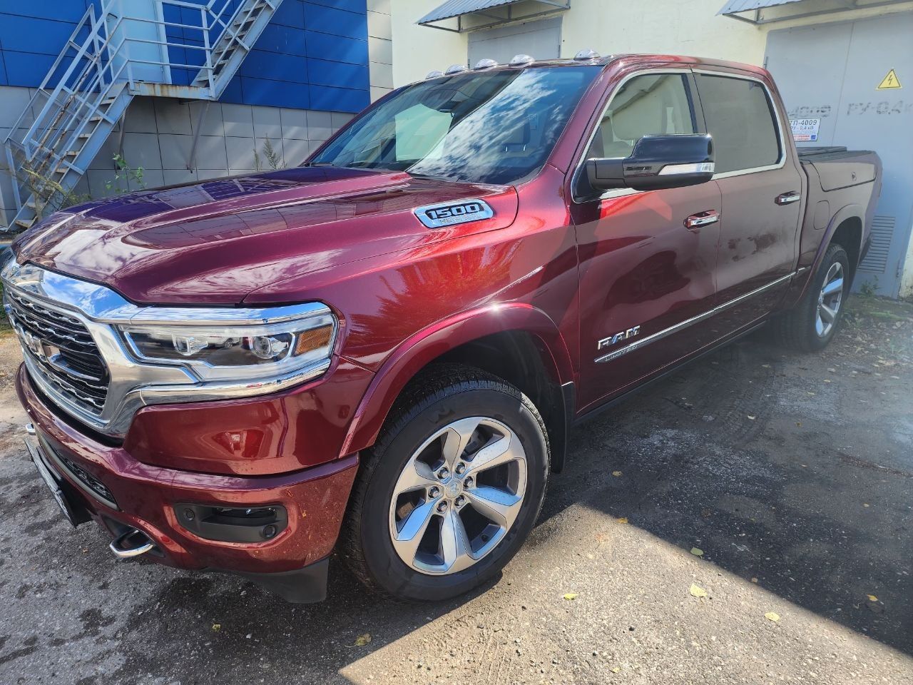 Dodge Ram 1500 5gen 5,7 без Еторка.